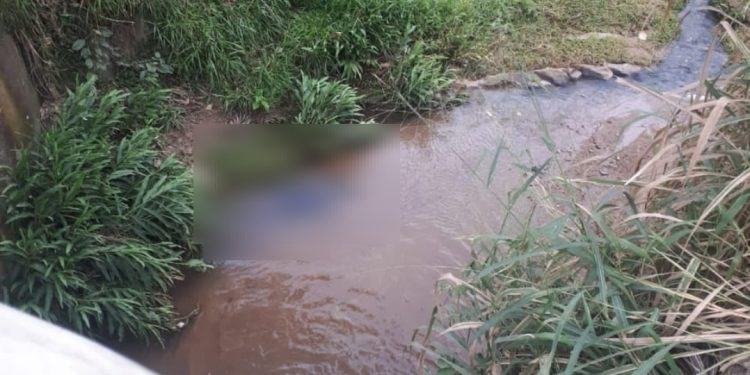 Homem encontrado morto em Rio no município de Cerro Azul