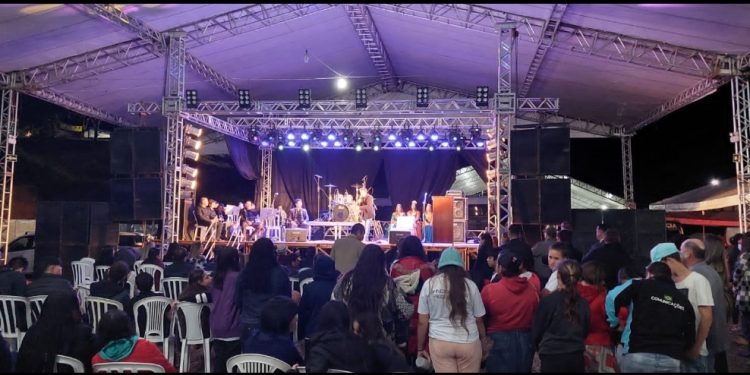 1º dia da Festa da Ponkan foi um sucesso! Comércio local comemoram o aumento das vendas