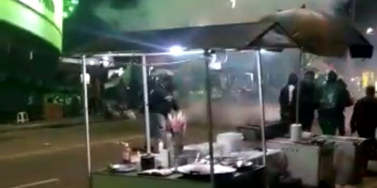 Torcedor do Palmeiras hospitalizado após confusão no Couto Pereira morre em hospital