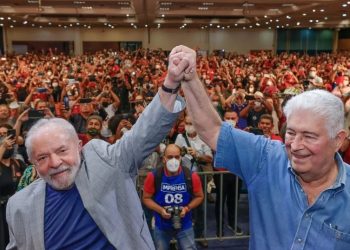 Requião é rejeitado por quase metade dos paranaenses, diz Paraná Pesquisas