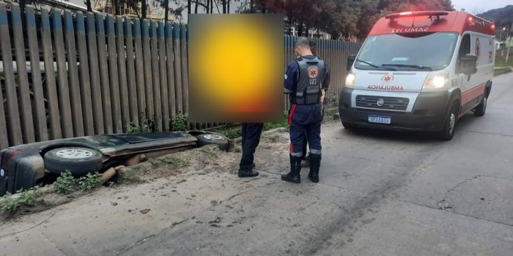 SAMU atende chamado de acidente em Rio Branco do Sul