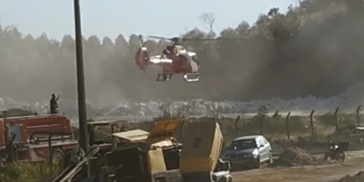 Helicóptero socorre trabalhador em Rio Branco do Sul