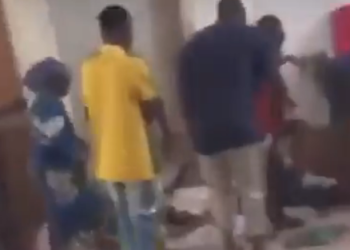 Atiradores matam 50 fiéis durante culto na Nigéria
