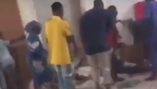 Atiradores matam 50 fiéis durante culto na Nigéria