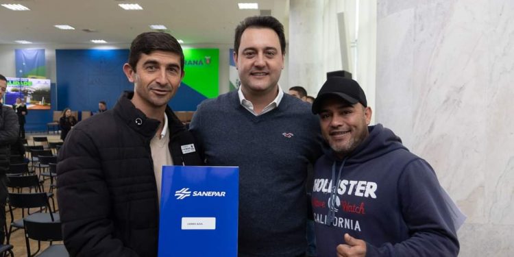 Prefeito de Cerro Azul assina convênio com a Sanepar