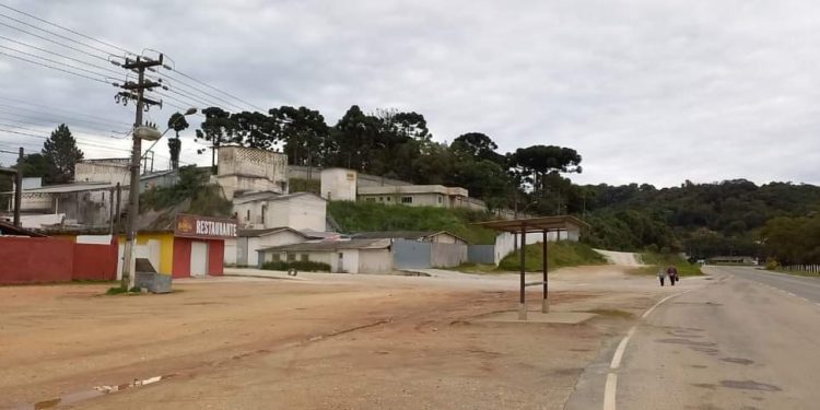 Mal cheiro chama atenção no bairro São João Batista em Almirante Tamandaré