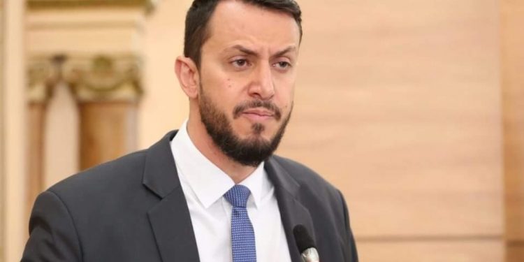 Delegado Matheus Laiola, famoso por defender animais é alvo de investigação do Gaeco
