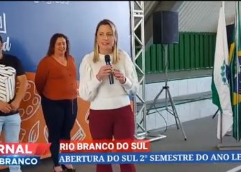 Prefeita Karime participa da Abertura  do Segundo semestre do ano Letivo  2022  no Caic