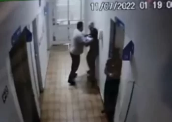 Homem é preso suspeito de agredir médico e enfermeiros após não conseguir acompanhar nascimento do filho