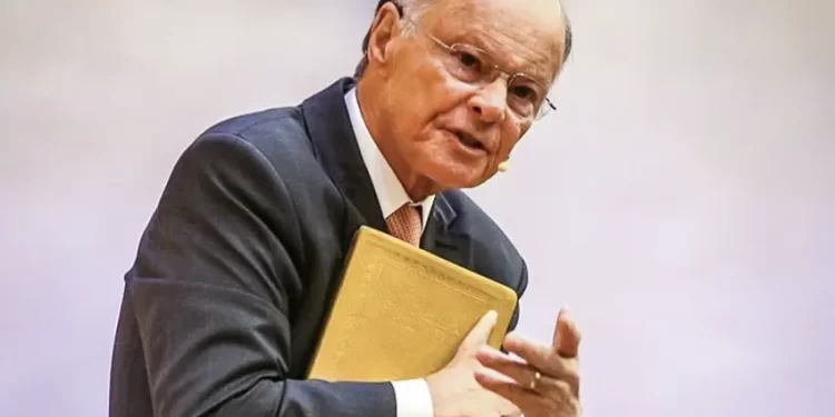 Edir Macedo sugere que fiéis doem seus bens à Universal antes de morrer