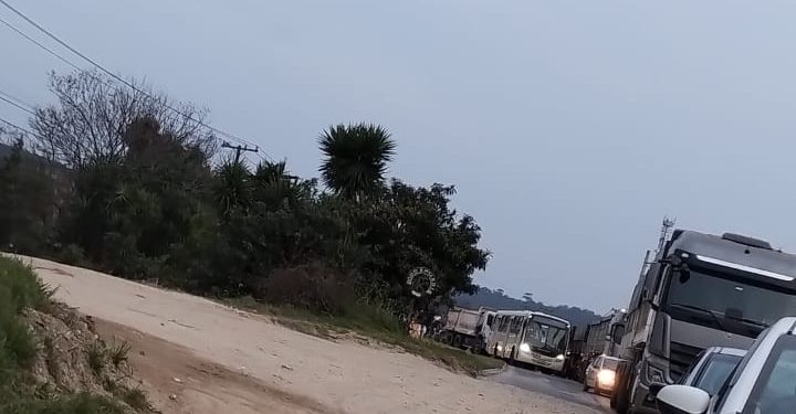 Lentidão na Rodovia dos Minérios