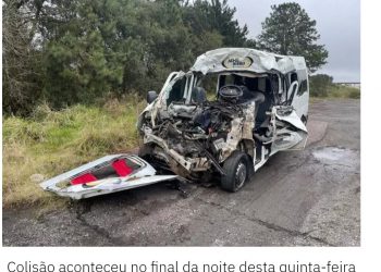 Acidente em Palmeira: 7 pessoas morrem em colisão entre van e caminhão