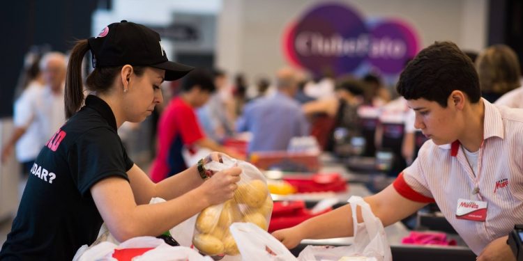 Muffato abre mais de 200 vagas de emprego em Curitiba