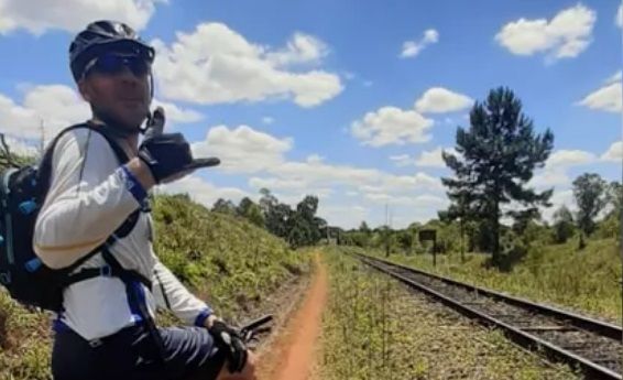 Conhecido ciclista morre ao cair de viaduto sobre linha férrea