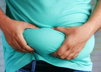 Cada cm a mais de gordura na barriga impacta na saúde do coração