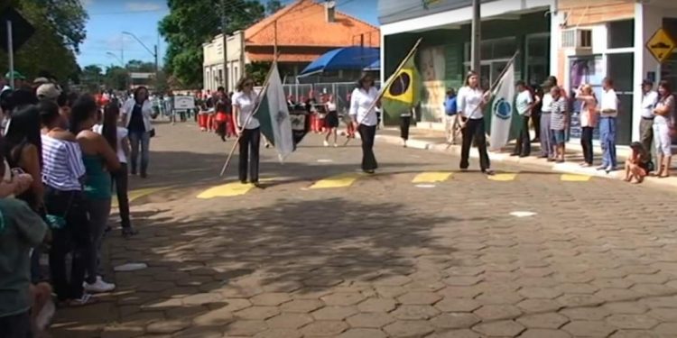 Prefeitura de Rio Branco do Sul antevê problemas e cancela desfile cívico! !