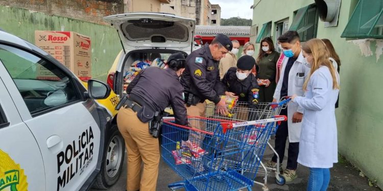 Hospital Rio Branco recebe 300 Kg de alimentos da Polícia Militar