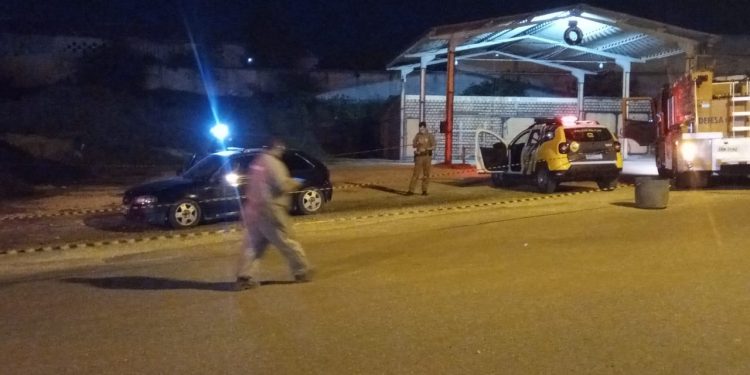 Rapaz é assassinado dentro de veículo em Rio Branco do Sul