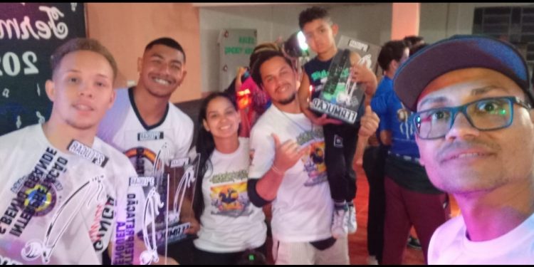 Criança de 4 anos que treina em Rio Branco do Sul fica em  2° lugar em Competição de Capoeira em Assis Chateaubrand-Paraná