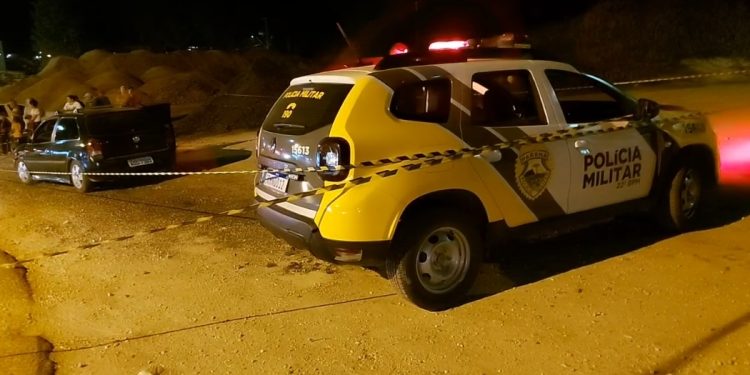 Identificado rapaz assassinado dentro de carro em Rio Branco do Sul