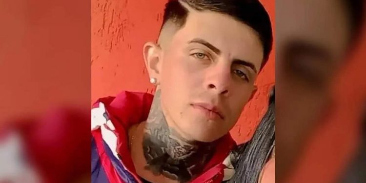 Corpo encontrado em cava era de rapaz que foi sequestrado em ponto de ônibus