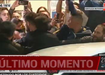 Vice da Argentina, Cristina Kirchner escapa de ser assassinada; atirador seria brasileiro