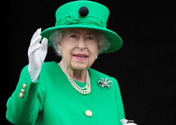 Rainha Elizabeth 2ª morre aos 96 anos