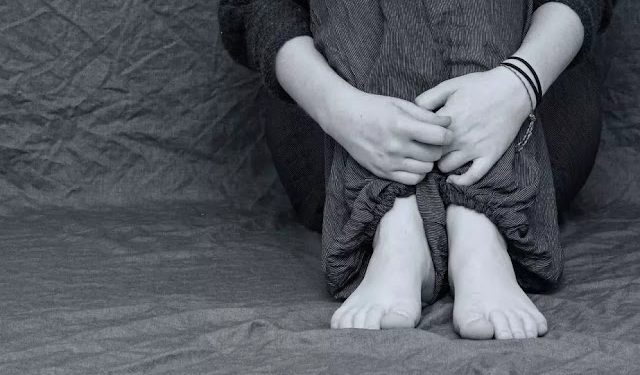 Jovem é preso acusado de abusar sexualmente da irmã de 13 anos no Paraná