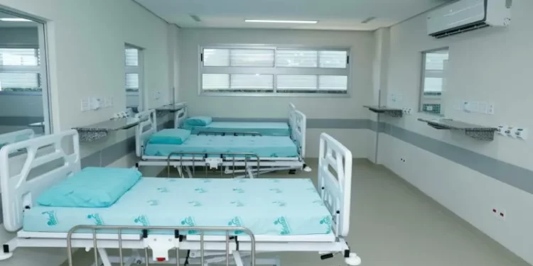 Curitiba bate recorde com nove dias consecutivos sem mortes por covid-19