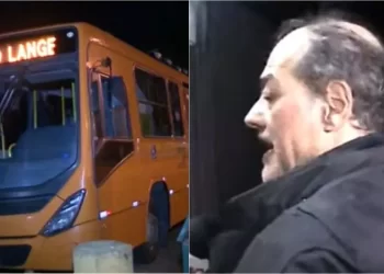 Homem sequestra ônibus e manda motorista derrubar muro de casa para se vingar de despejo