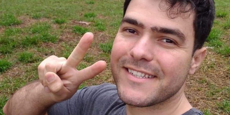 PAI EMBRIAGADO MATA O PRÓPRIO FILHO QUE TINHA ACABADO DE RETORNAR DA IGREJA.