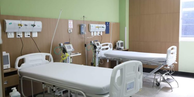 PARANÁ NÃO TEM PACIENTES INTERNADOS POR COVID-19 NO SUS PELA PRIMEIRA VEZ DESDE INÍCIO DA PANDEMIA.