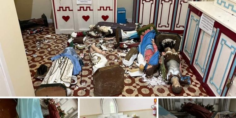 IMAGENS SÃO QUEBRAS EM IGREJA DE SÃO MATEUS DO SUL – PR.