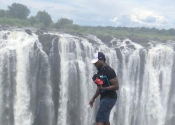 Turista cai nas Cataratas do Iguaçu e desaparece