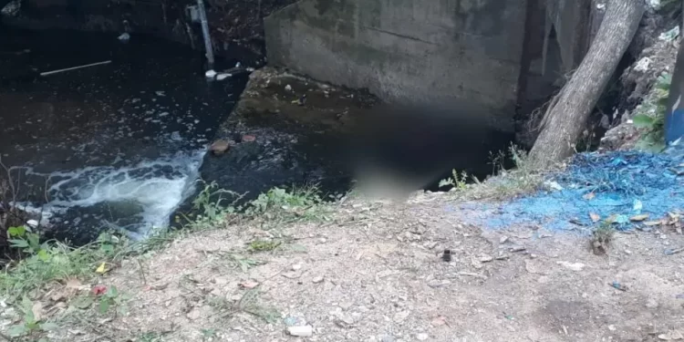 Mulher sai para trabalhar e leva susto ao encontrar corpo caído em valeta no Novo Mundo