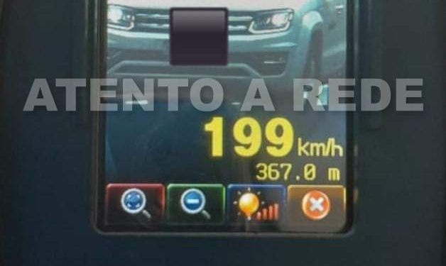 AMAROK FOI FLAGRADA A 199KM/H EM RODOVIA NO PARANÁ.