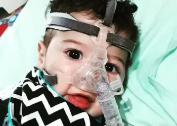 Após três anos de luta, pequeno Vinícius Samsel morre pela AME no Paraná