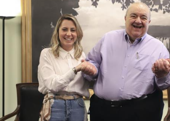 Prefeita de Rio Branco do Sul é orgulho do Paraná,  diz Rafael Greca