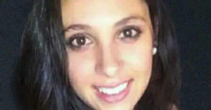 Acidente entre micro-ônibus escolar e automóvel deixa mulher morta e alunos feridos no Paraná