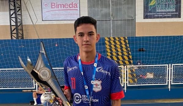 Morre segunda vítima de acidente com ônibus; jovem era jogador de futsal
