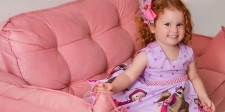 Pai mata a filha de 3 anos em Goiás para se vingar de ex por não aceitar fim de relacionamento