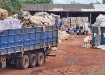 IDOSO MORRE ESMAGADO POR FARDO DE 150 KG DE RECICLÁVEIS