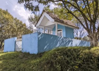 Menor cemitério do mundo está localizado no Paraná