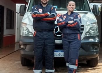 Bebê apressadinho nasce  dentro da ambulância do Samu