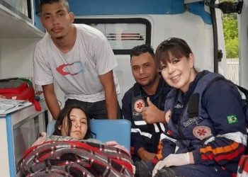 Uma bebê nasceu dentro de uma residência