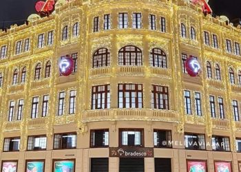 Começa oficialmente o Natal de Curitiba.