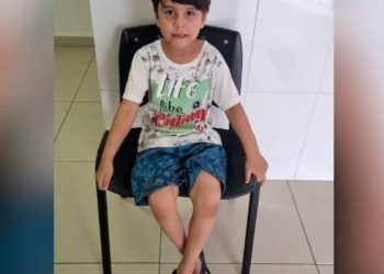🚨Menino, de 5 anos, disse ter saído de casa para comprar balas e sabe onde mora /