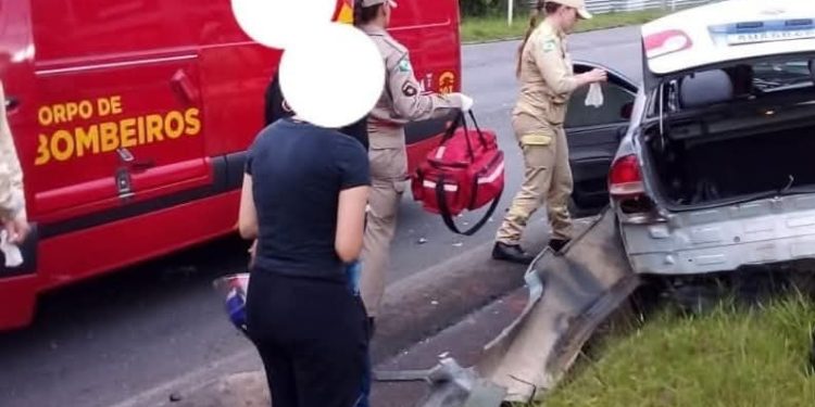 Mulher ferida em acidente