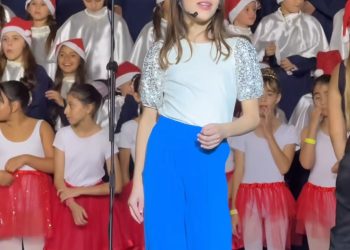 Cantata de Natal no Bosque Municipal emocionou os Rio-branquenses