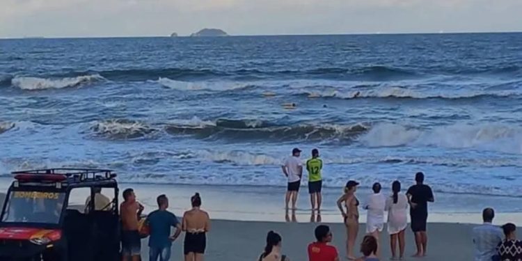 🚨Tragédia em Matinhos: Corpo de Jovem de 16 Anos é Encontrado na Praia🚨